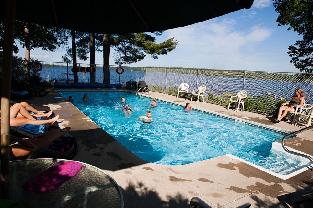 Beachwood Resort Deer Bay 외부 사진