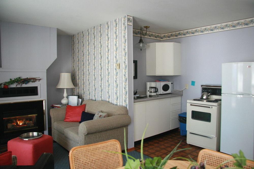 Beachwood Resort Deer Bay 외부 사진